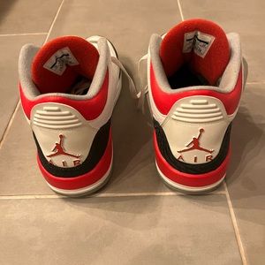 Air Jordan 3 Retro ‘Fire Red’